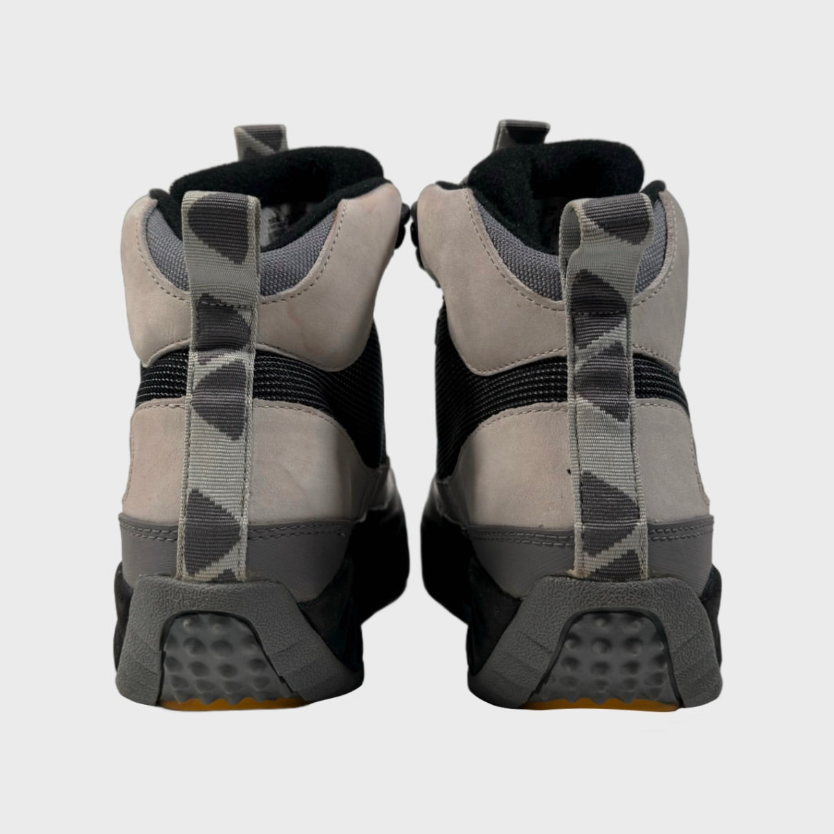 2002 vintage Nike ACG Govy Boots