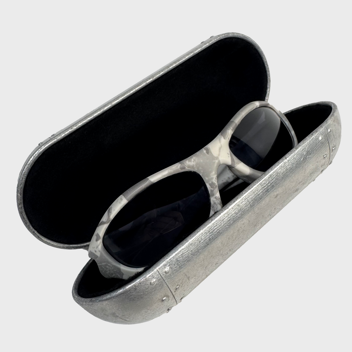 Oakley Monster Dog - White Camo / Grey Vintage Leboncoin