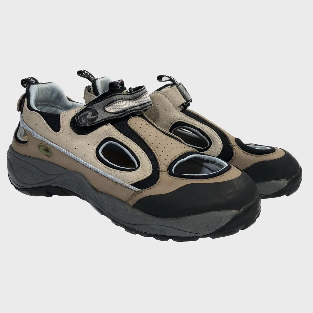2000’s vintage Rossignol hiking shoes