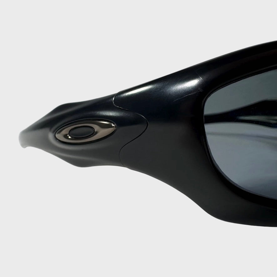 2007 vintage Oakley Monster Dog Polished Black / Deep Blue Polarized