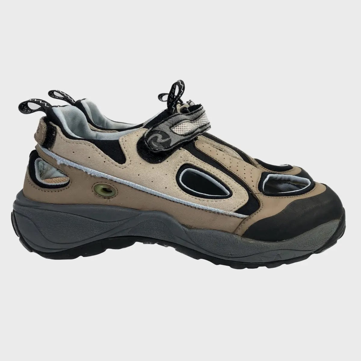 2000’s vintage Rossignol hiking shoes