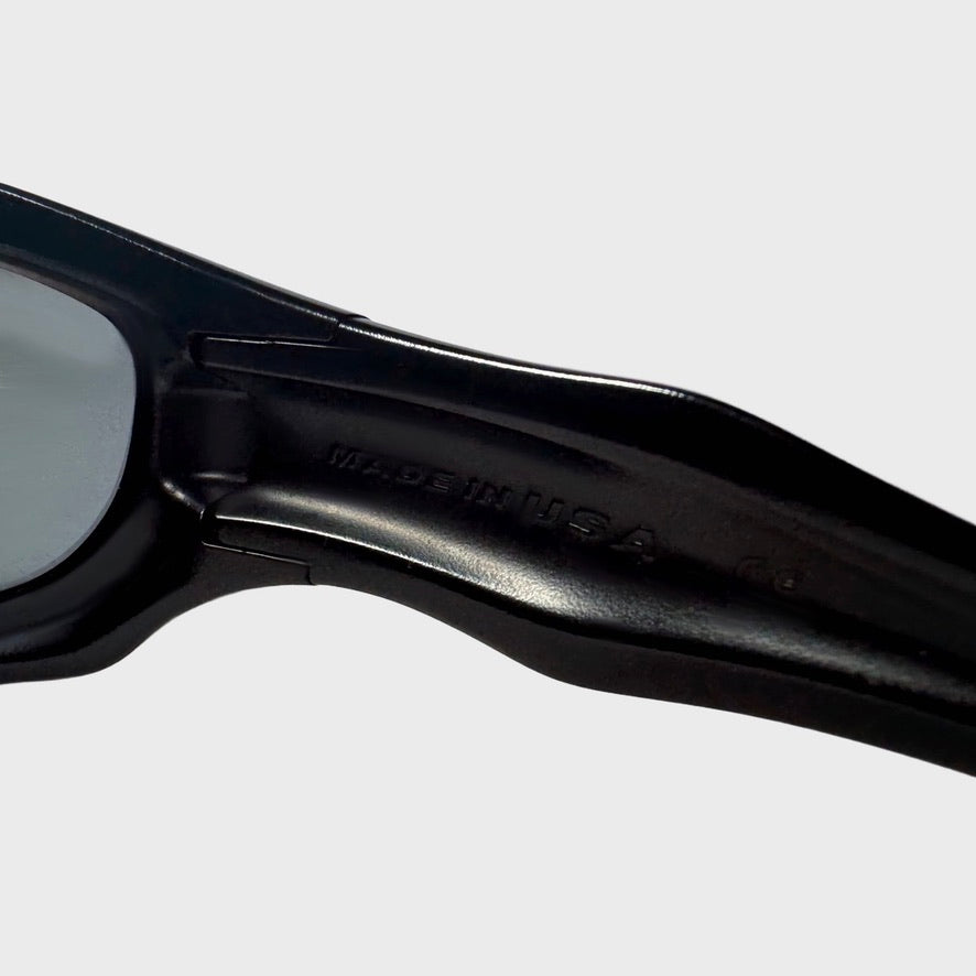 2007 vintage Oakley Monster Dog Polished Black / Deep Blue Polarized