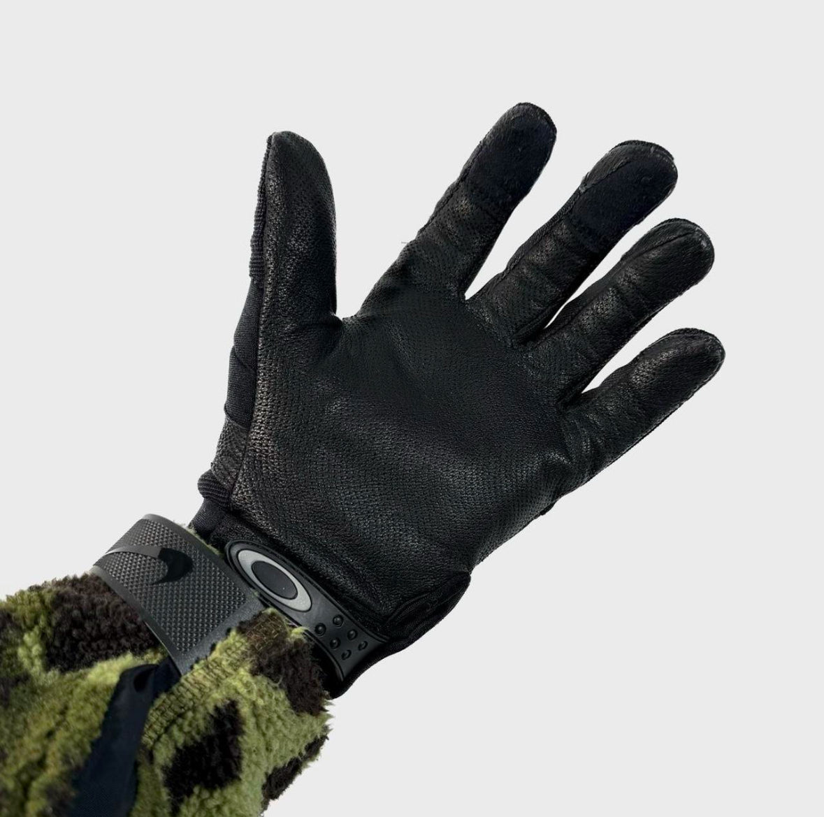 Oakley Factory Pilot 2.0 Glove TAA Compliant Tactical Gloves