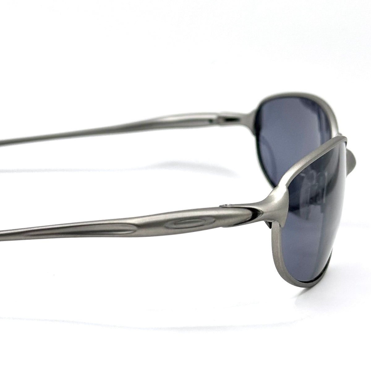 Oakley e-wire 2.1 - Light / Grey (1999-2005)
