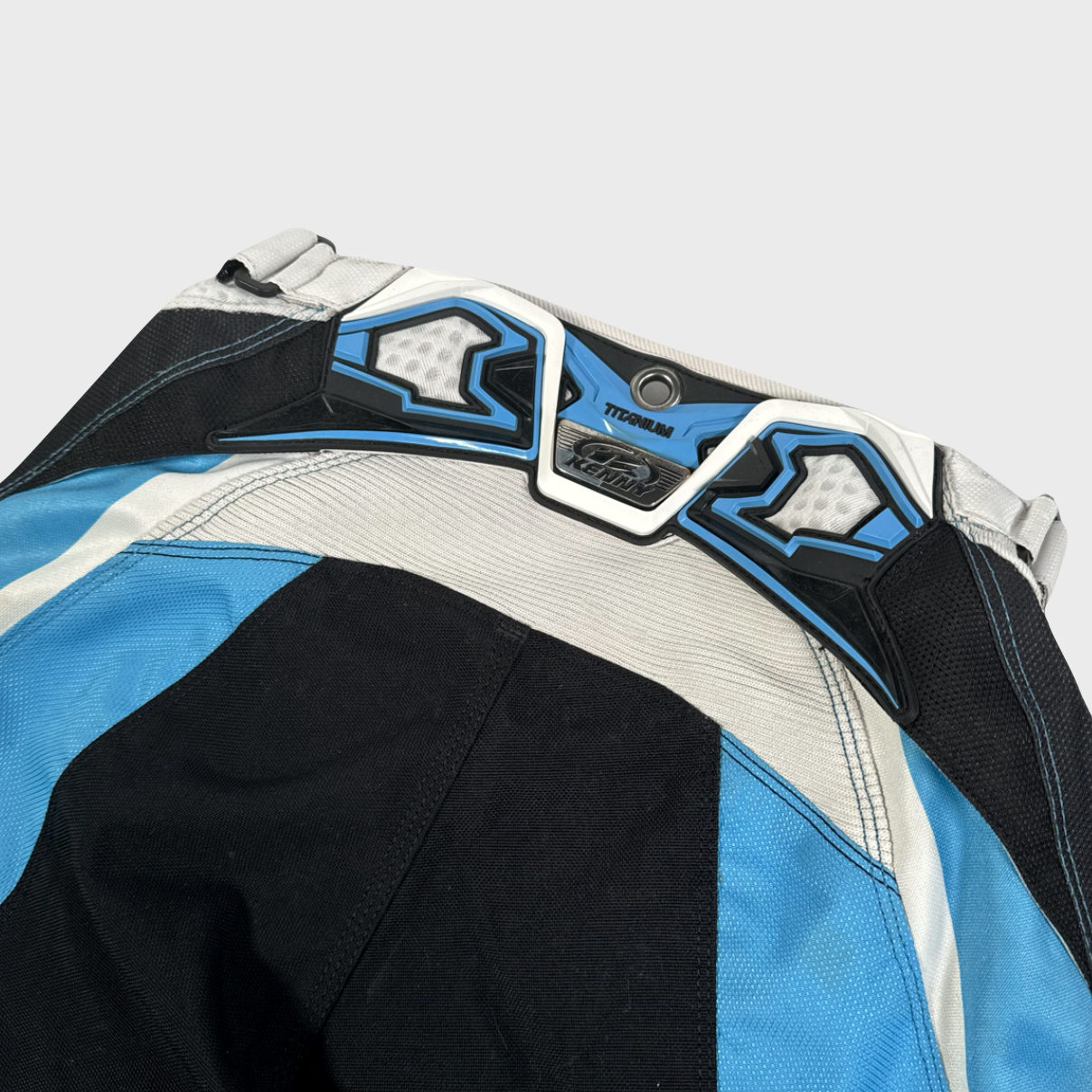 2000’s vintage Kenny Titanium VTT/MTB technical cargo shorts