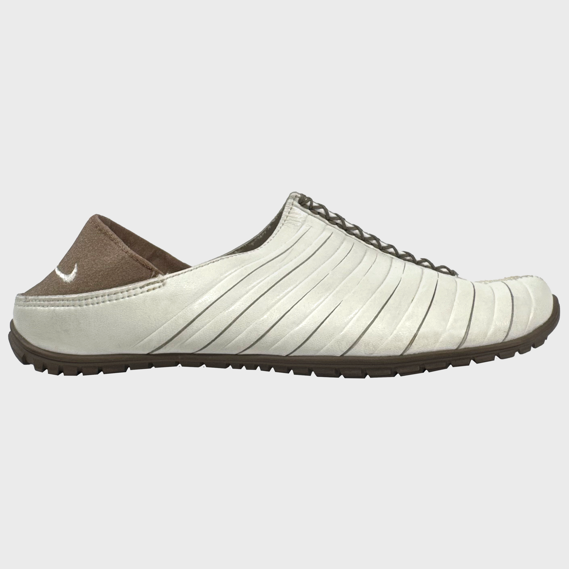 Nike Kembali White Tabi (2002) Pinterest
