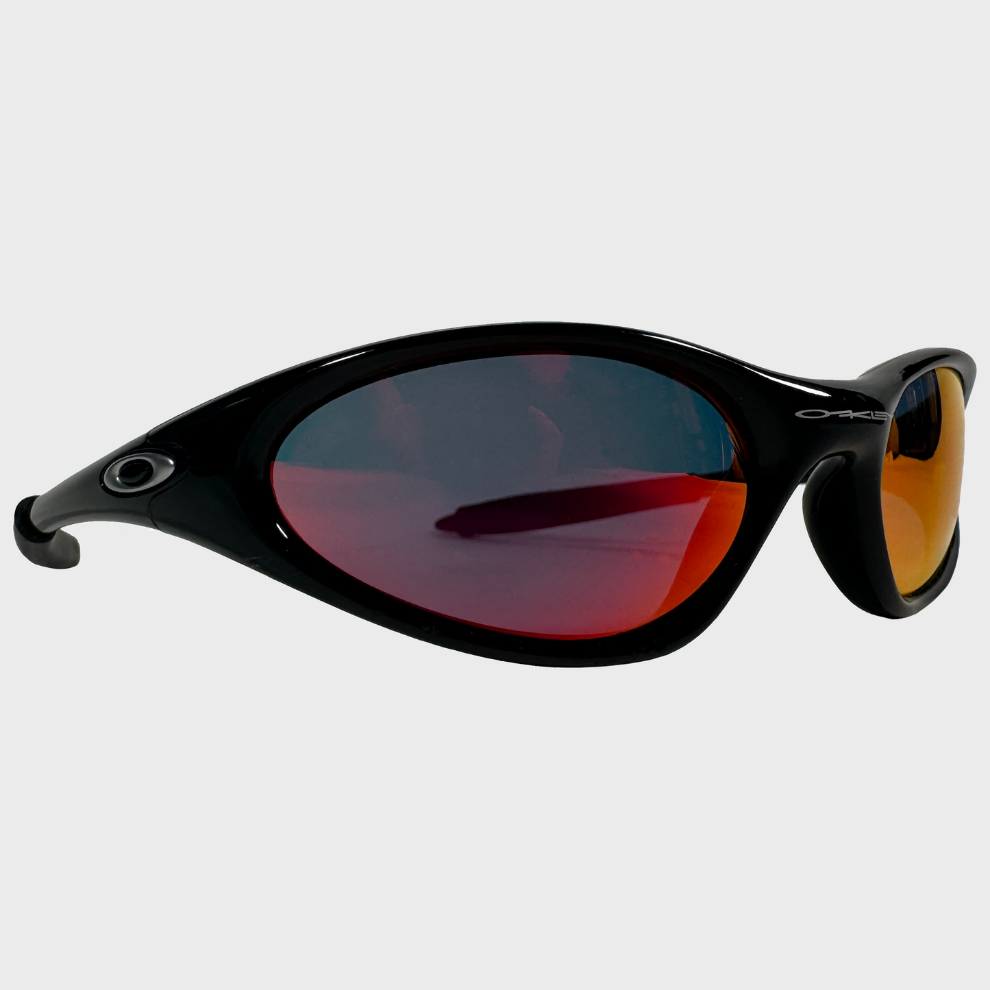 Oakley Minute Gen.2 - Jet Black / Ruby Iridium 300700