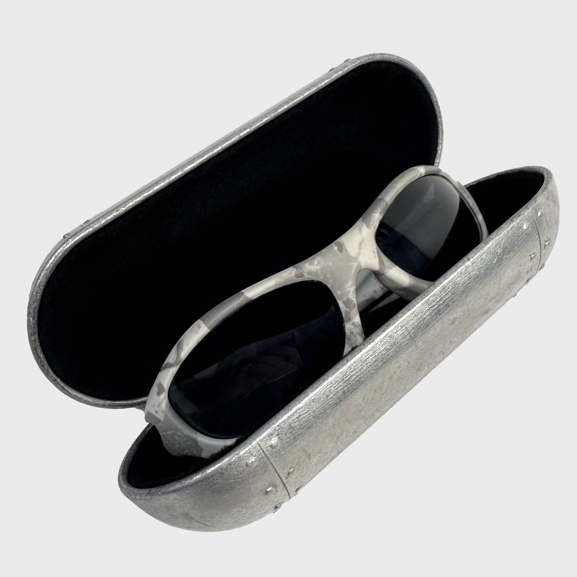 Oakley Monster Dog - White Camo / Grey Vintage Leboncoin