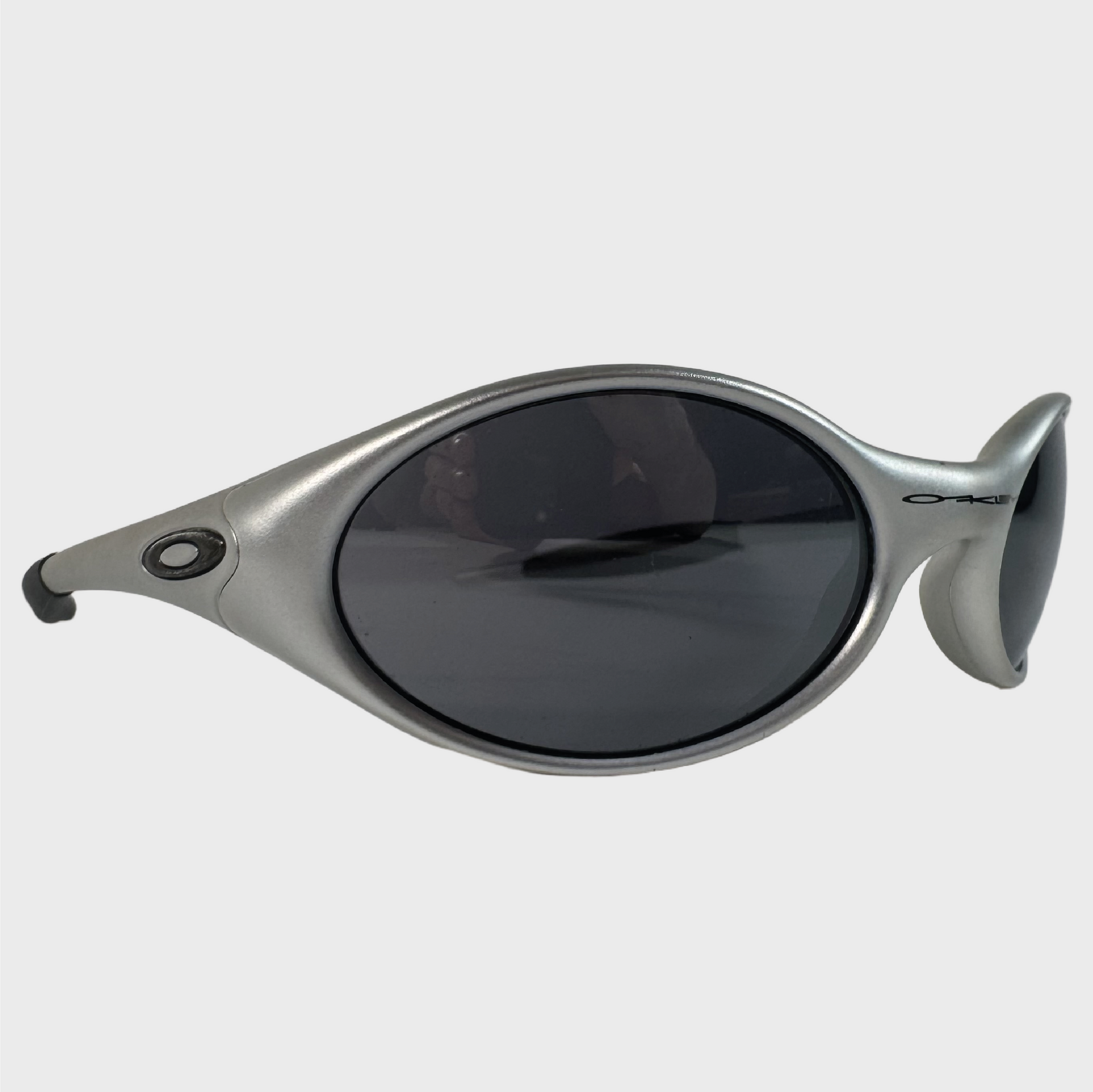 2002 vintage Sunglasses Oakley New Eye Jacket Silver FMJ 5.56