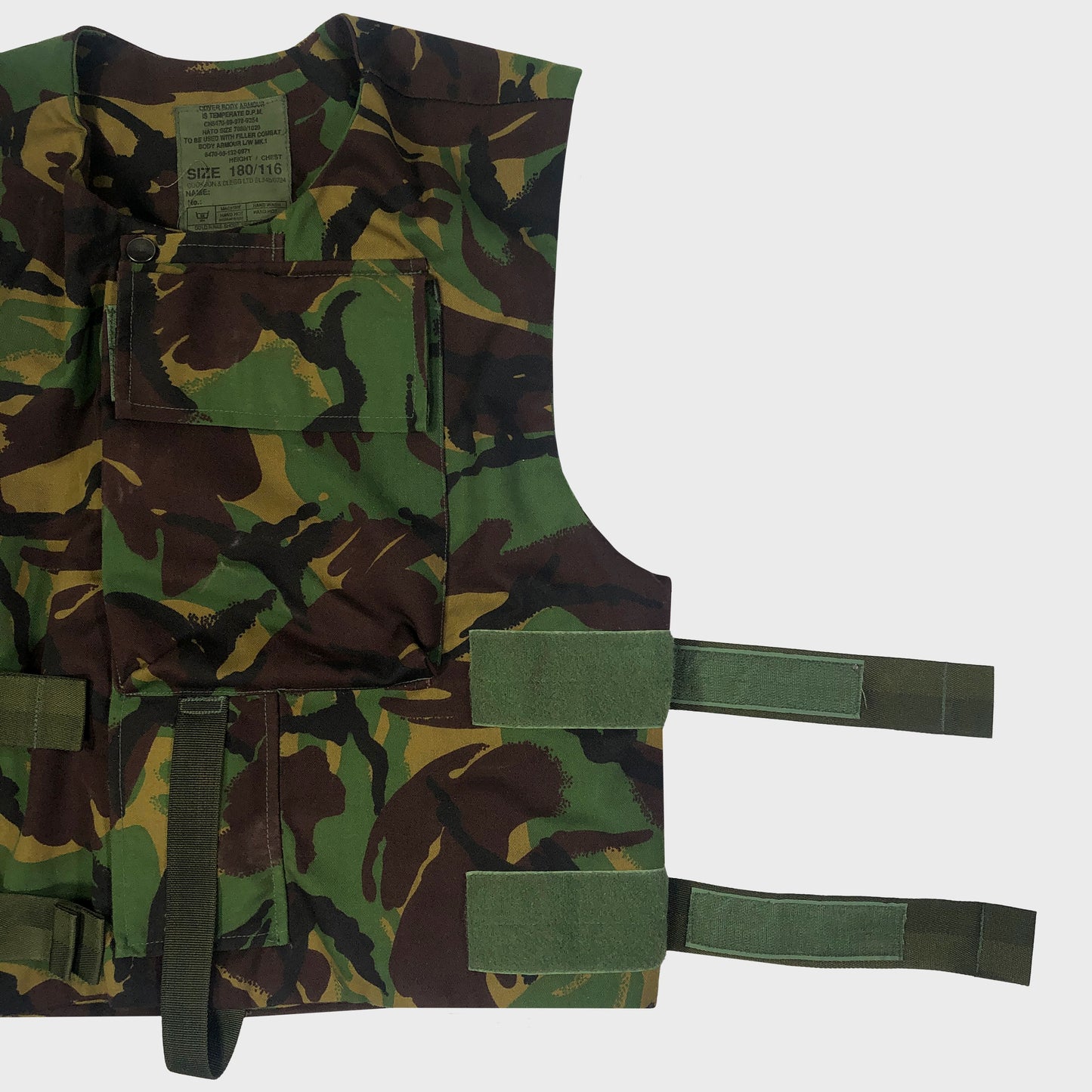 Tactical Cargo Camouflage Sleevless Vest Vintage Gorpcore Techwear Technical Inside Tag